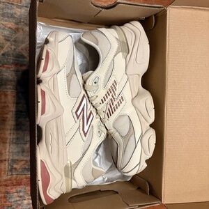 NEW BALANCE 9060 BONE SPARROW